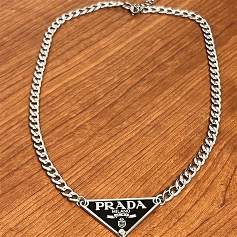 Prada Chain 